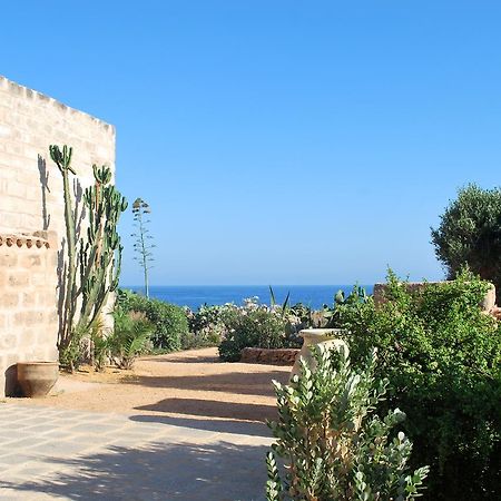 Bed and Breakfast Dimora Cala Del Pozzo Favignana Exterior foto